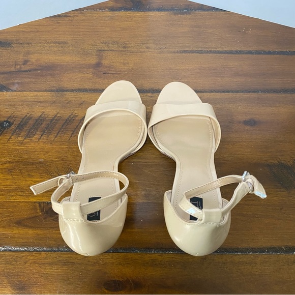 G.I.LI. Colby Nude Leather Ankle Strap Sandals - Picture 4 of 7